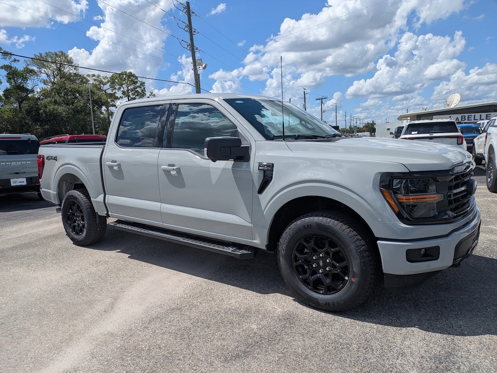 New 2026 Ford F-150 XLT XLT 4WD SuperCrew 5.5 Box