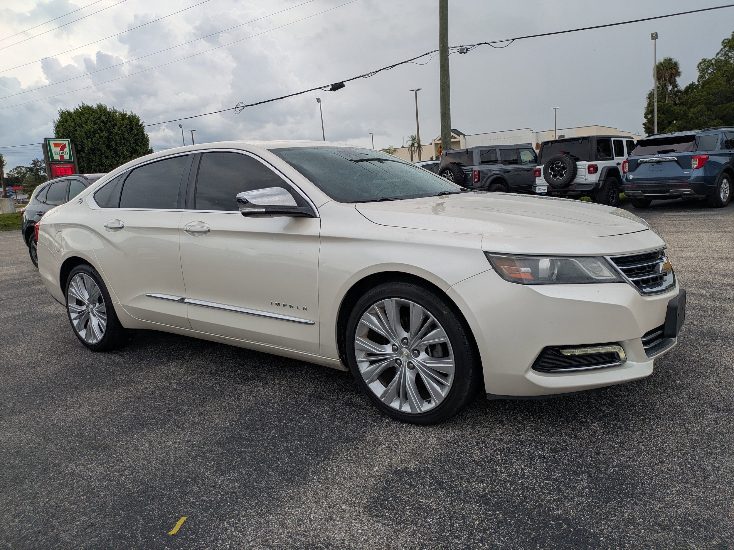 Used 2014 Chevrolet Impala 2LZ with VIN 1G1155S34EU124307 for sale in LaBelle, FL