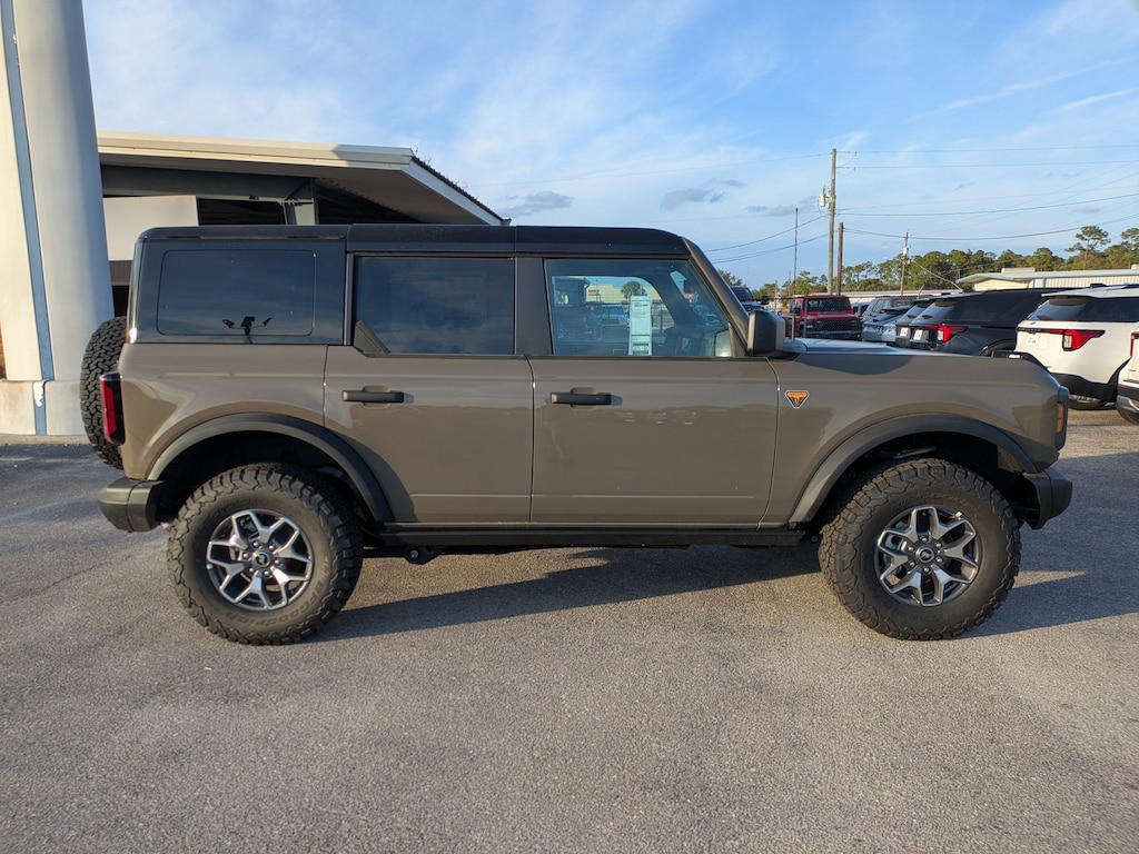 New 2025 Ford Bronco Badlands Badlands Advanced 4x4