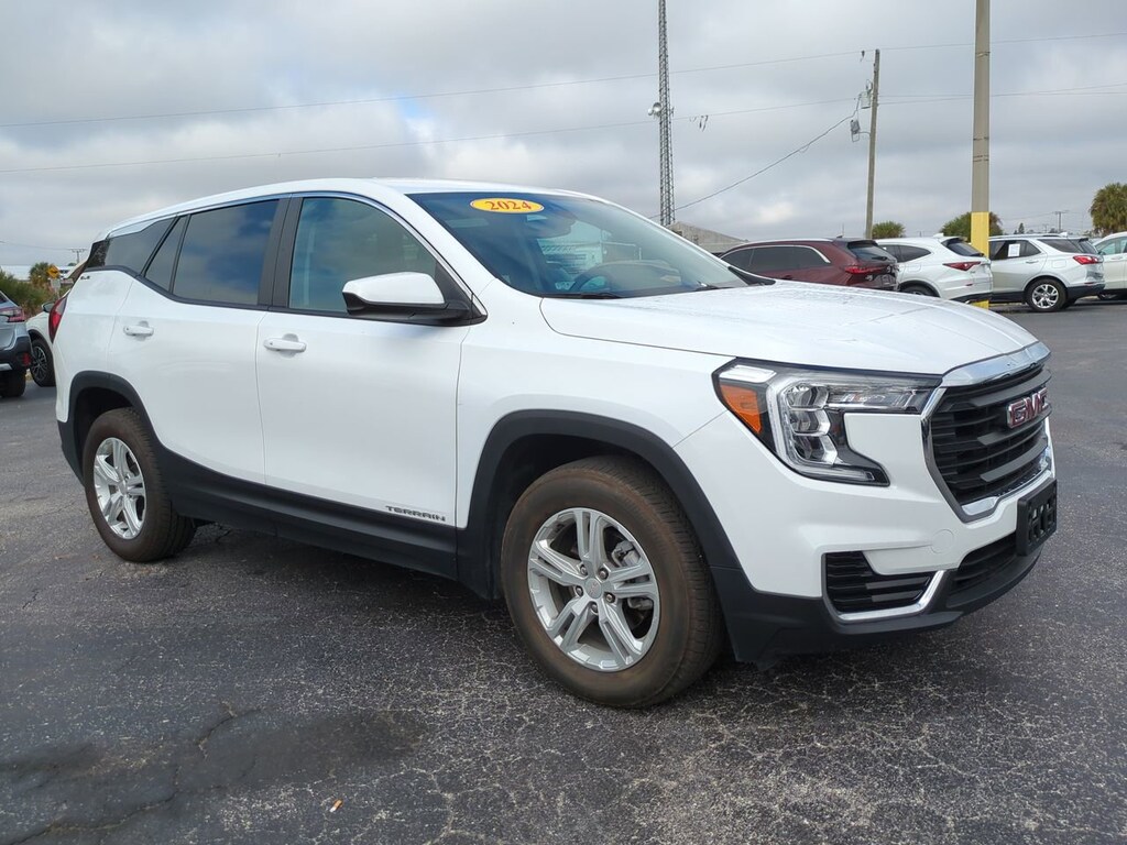 Used 2024 GMC Terrain SLE AWD SLE