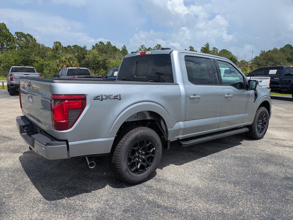 New 2026 Ford F-150 XLT XLT 4WD SuperCrew 5.5 Box
