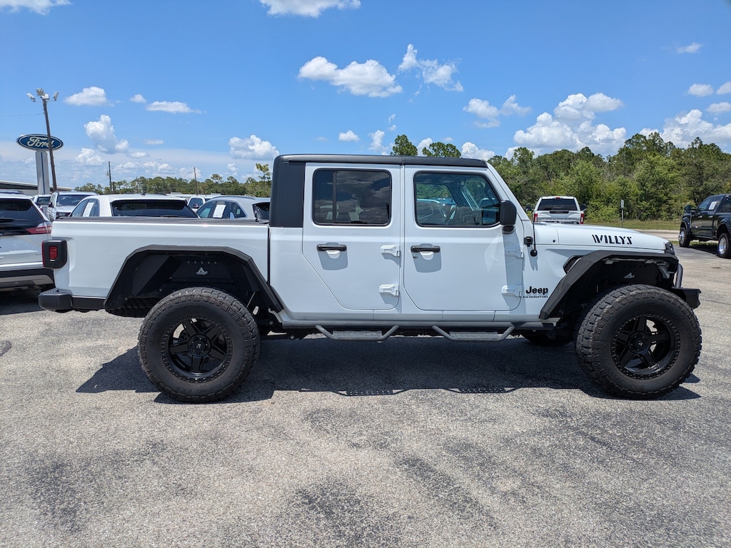 Used 2022 Jeep Gladiator Willys Willys 4x4
