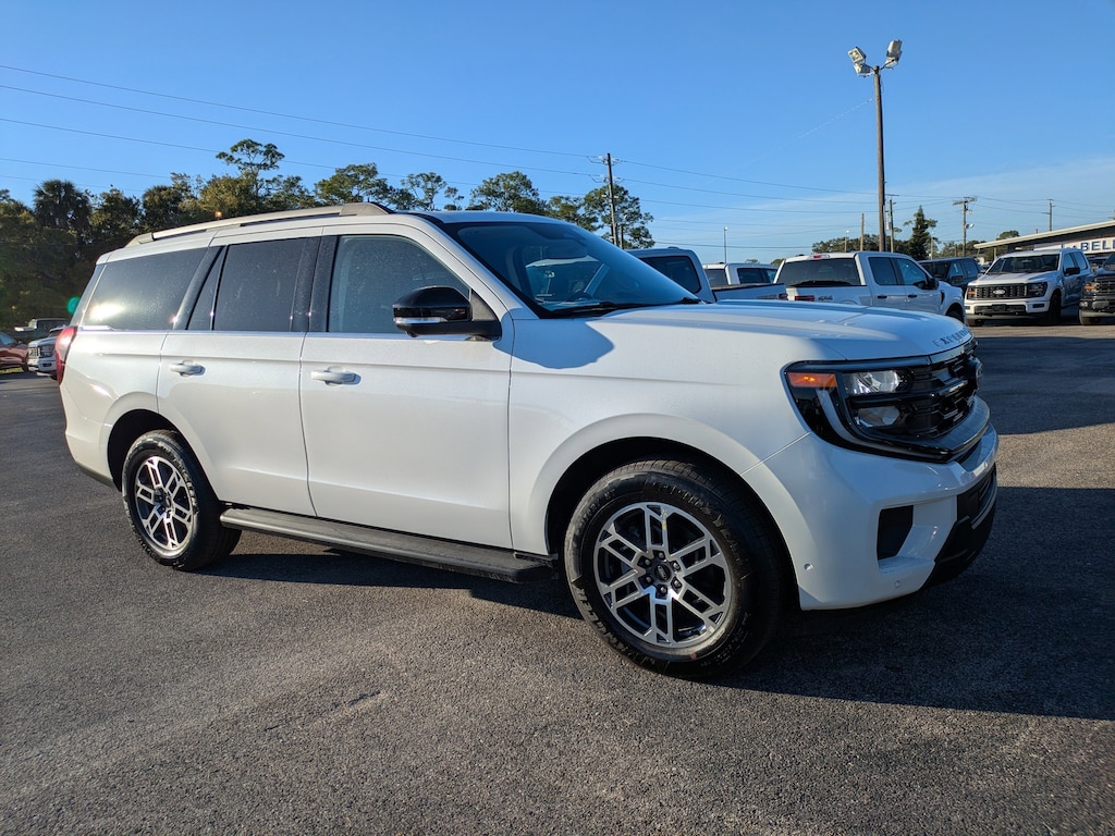 New 2025 Ford Expedition Active Active 4x2