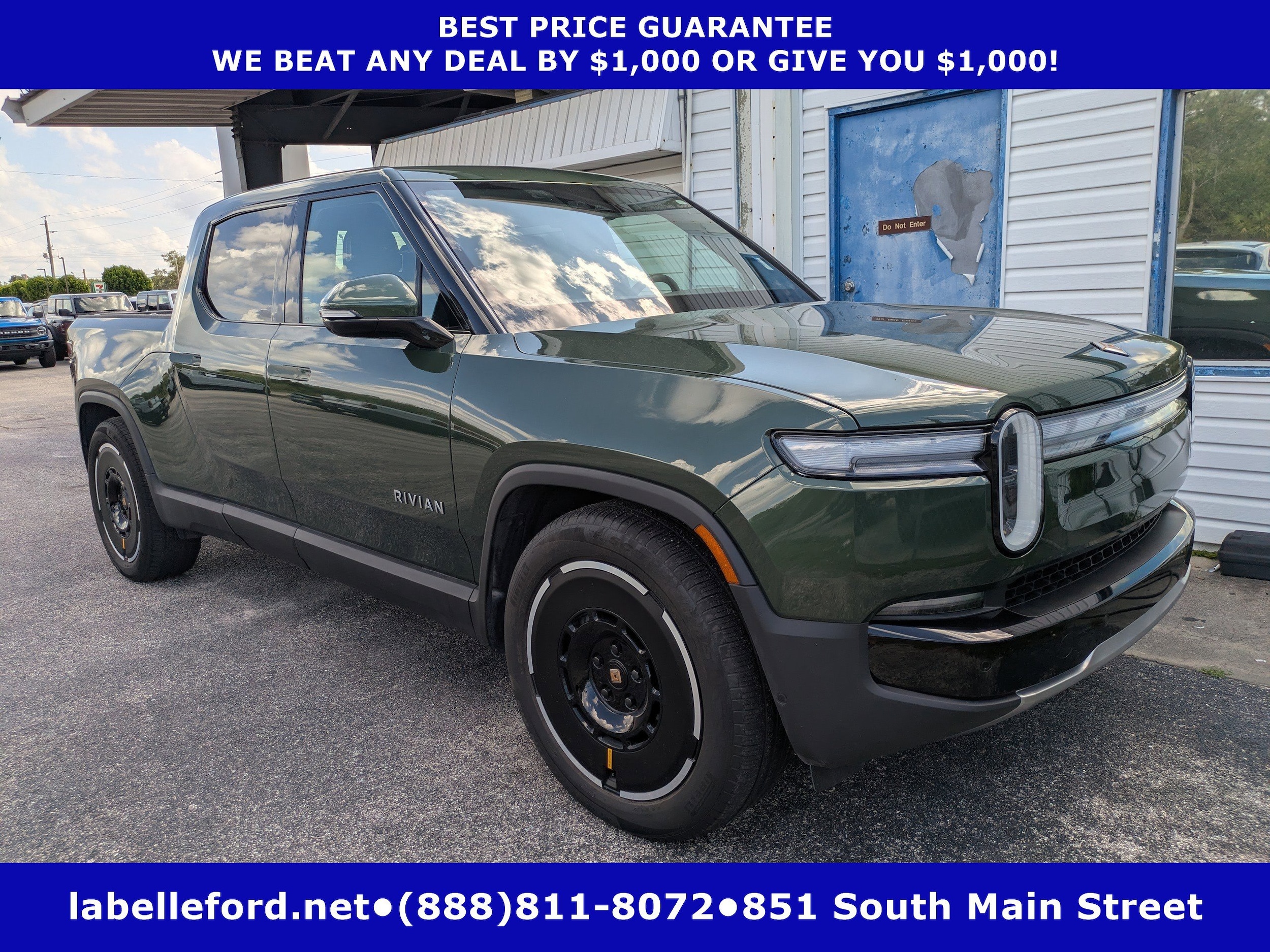 2025 Rivian R1T Adventure Dual Standard's photo