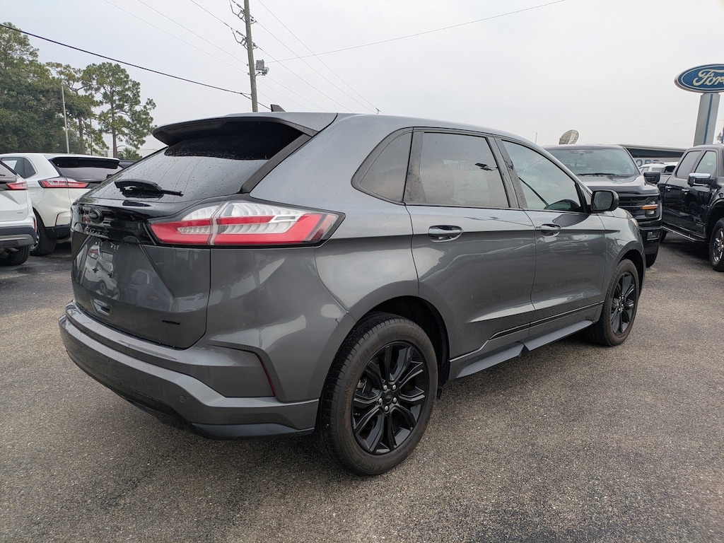 Used 2022 Ford Edge SE SE AWD