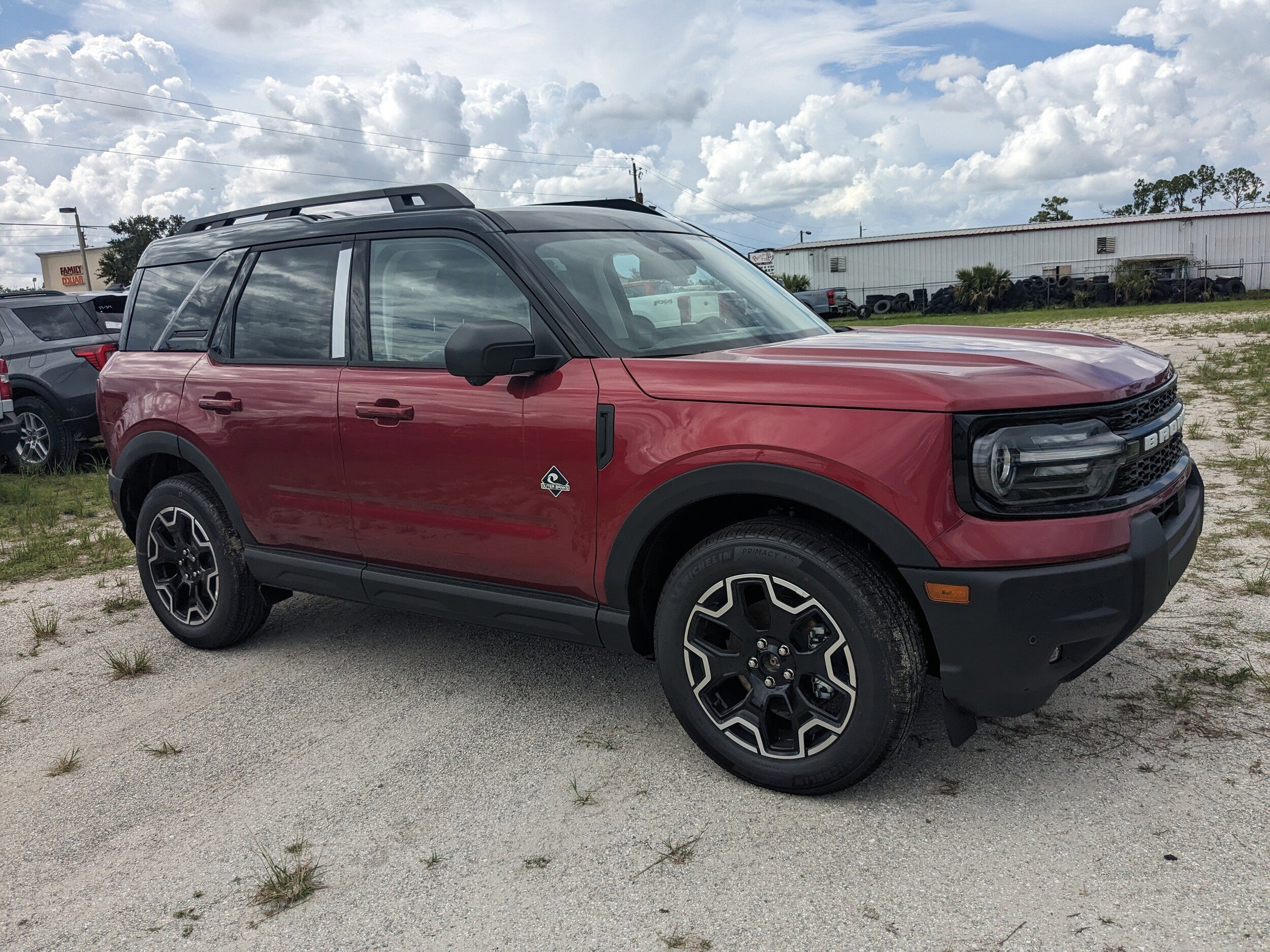 2025 Ford Bronco Sport Outer Banks photo 2