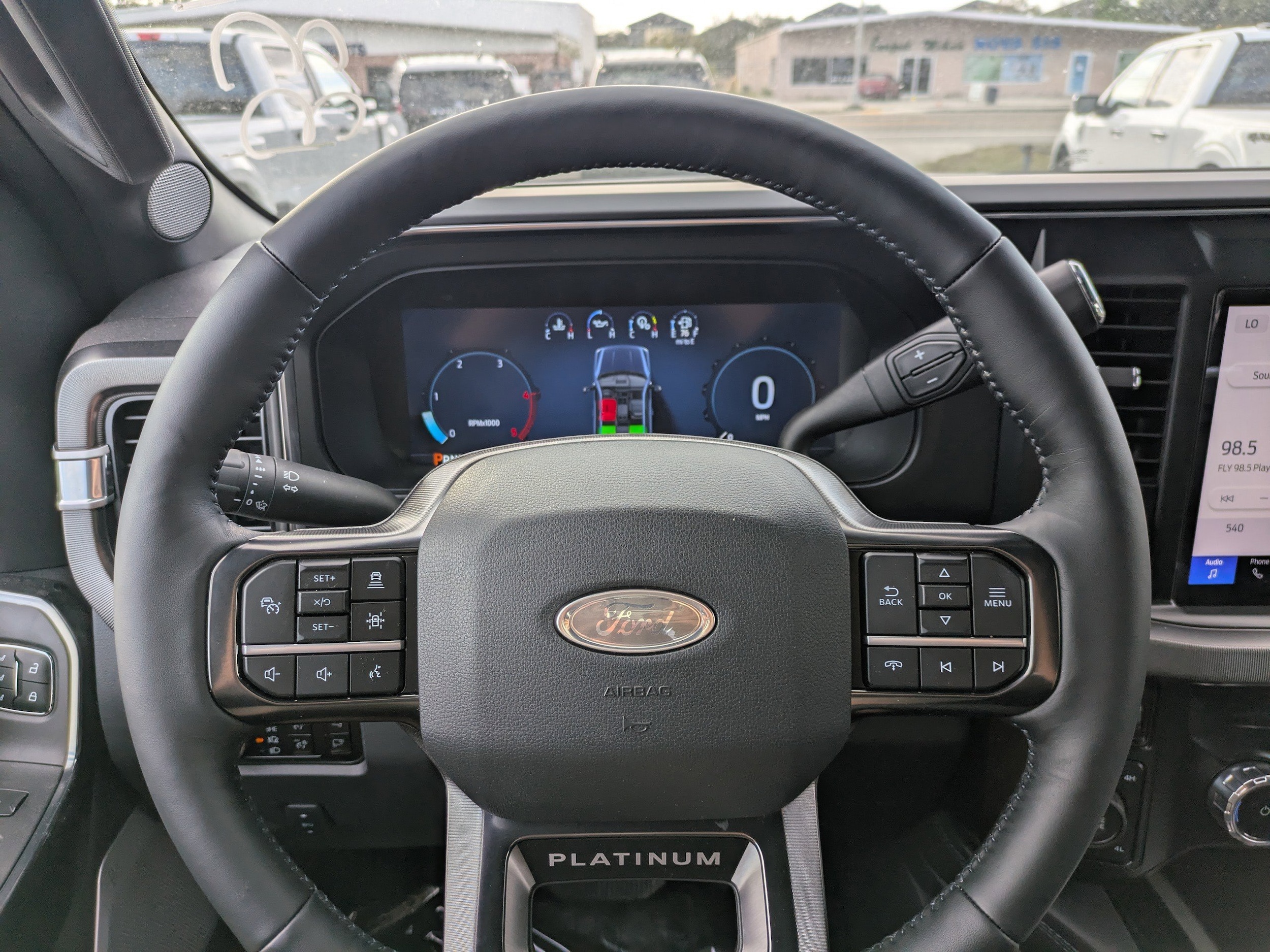 2026 Ford F-350 Super Duty Platinum - Photo 23