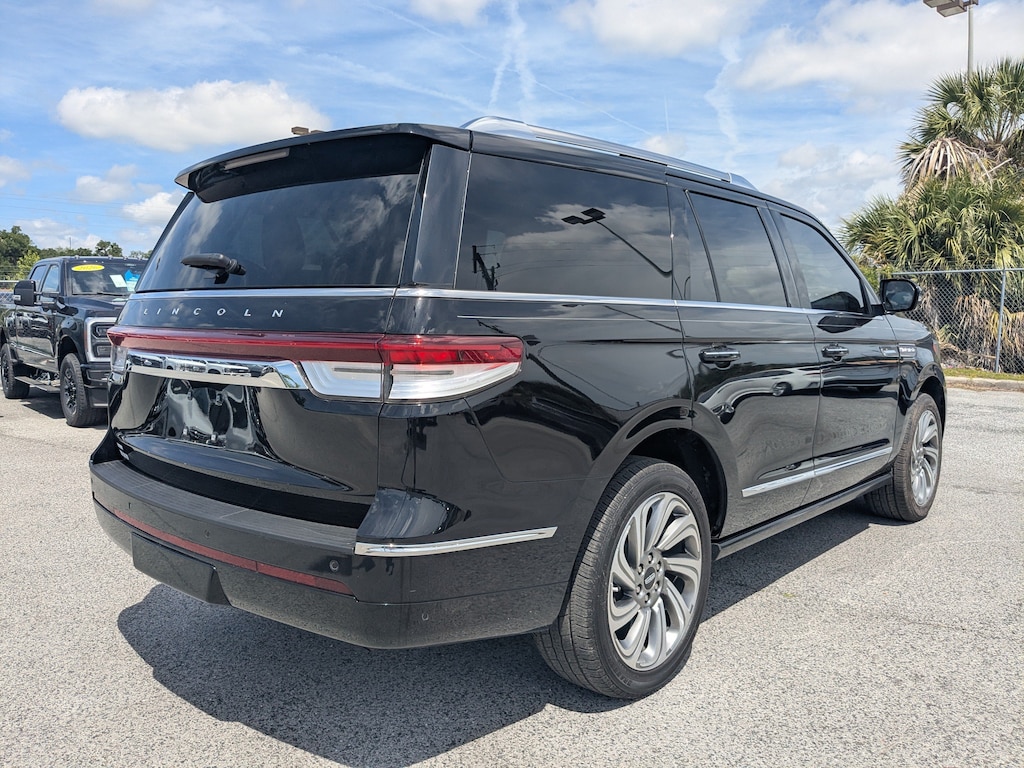 Used 2023 Lincoln Navigator Reserve Reserve 4x4