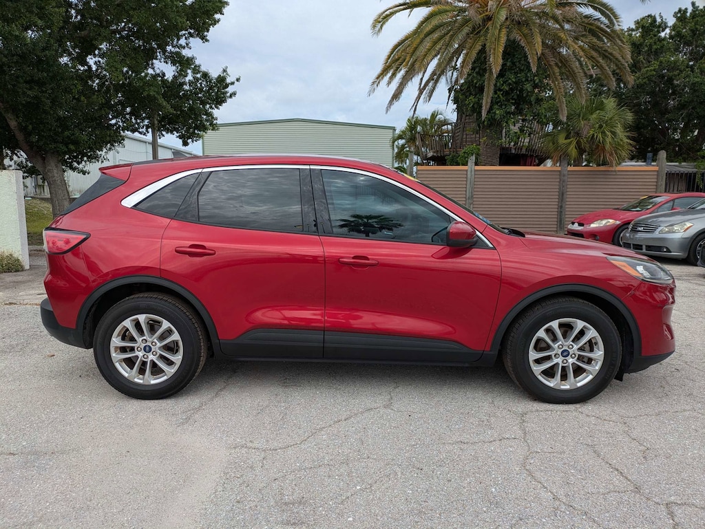 Used 2020 Ford Escape SE SE FWD