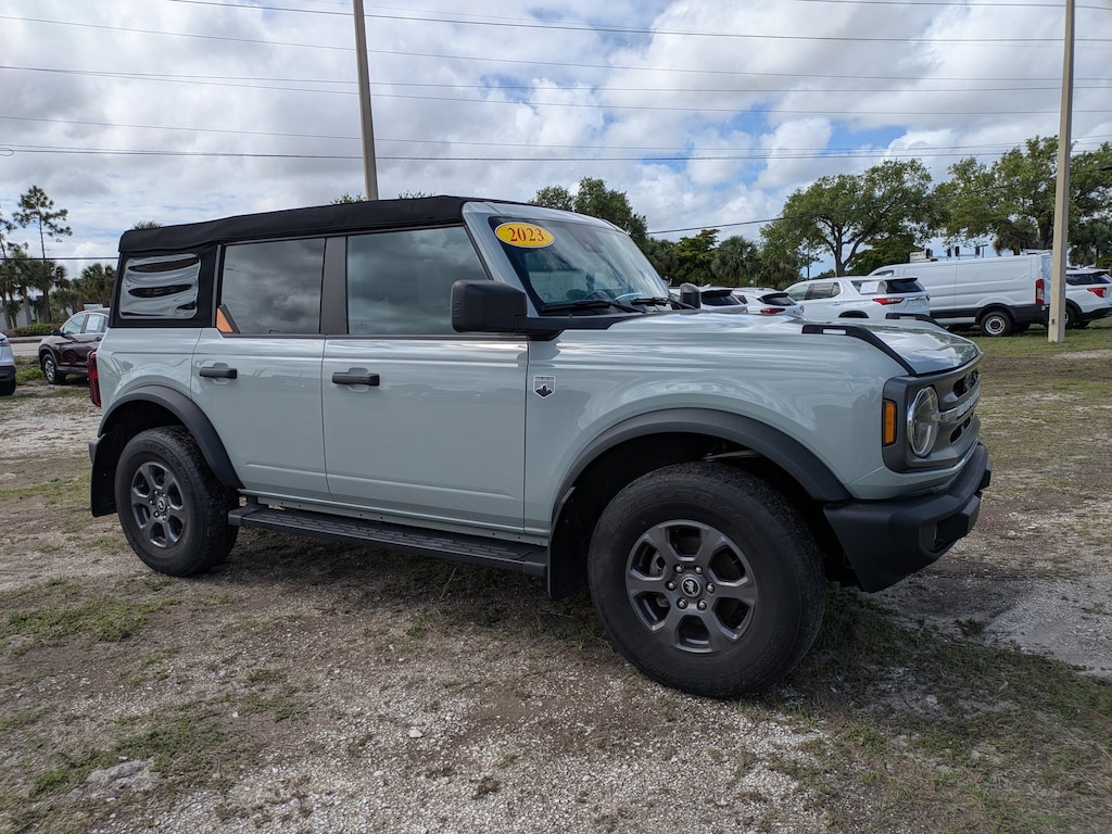 Used 2023 Ford Bronco Base 4x4
