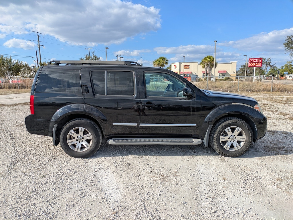 Used 2011 Nissan Pathfinder Silver 2WD V6 Silver
