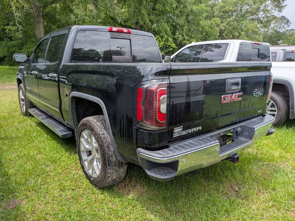 Used 2017 GMC Sierra 1500 SLT 2WD Crew Cab 143.5 SLT