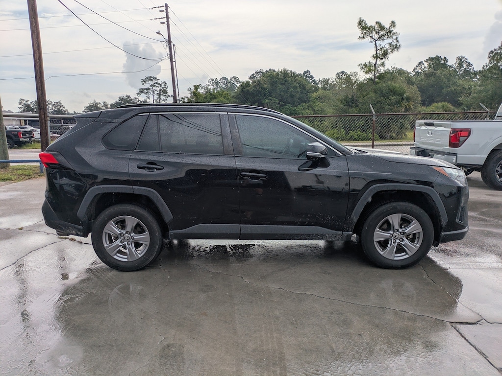Used 2022 Toyota RAV4 XLE XLE FWD