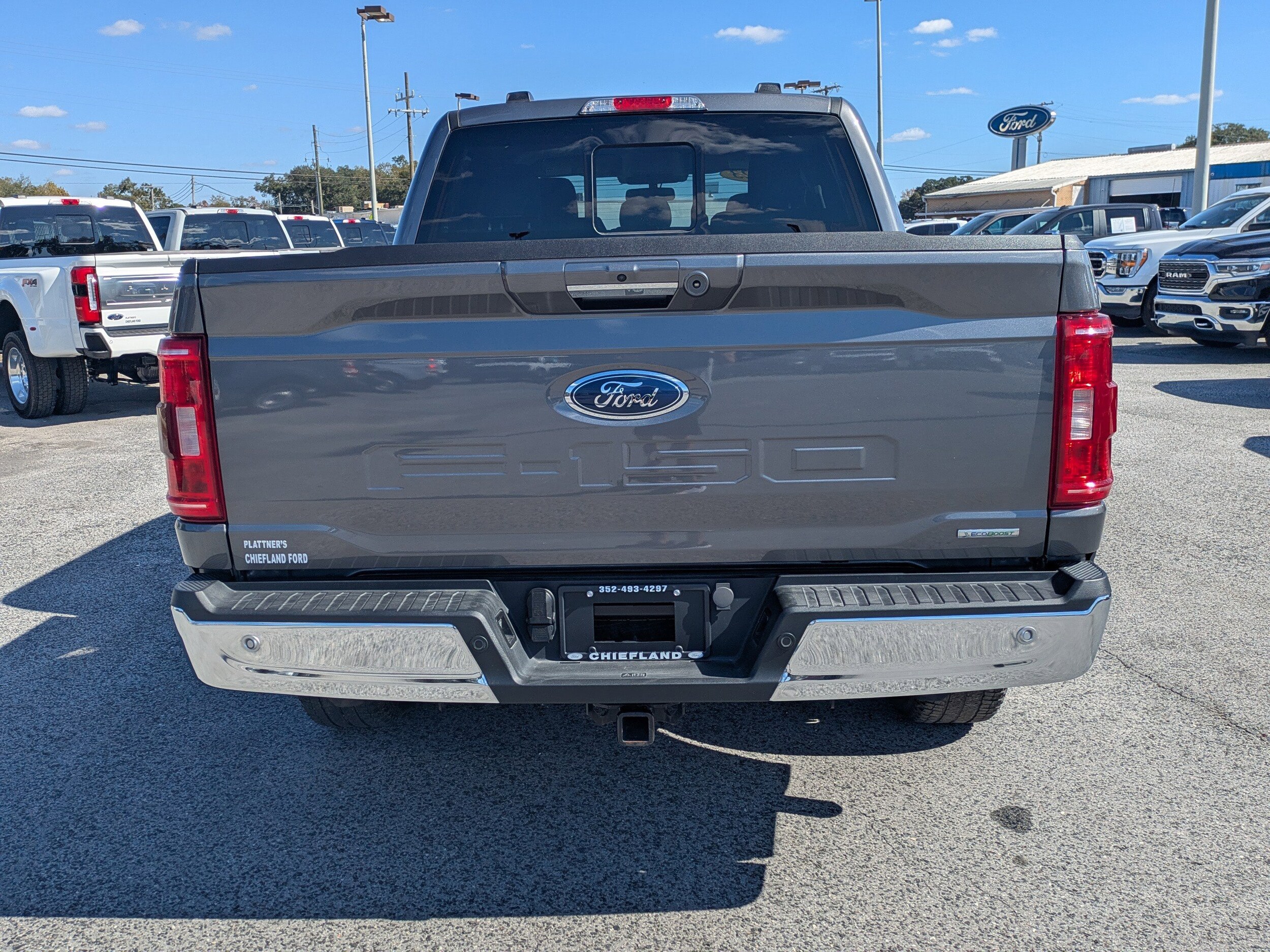 2023 Ford F-150 XLT photo 2