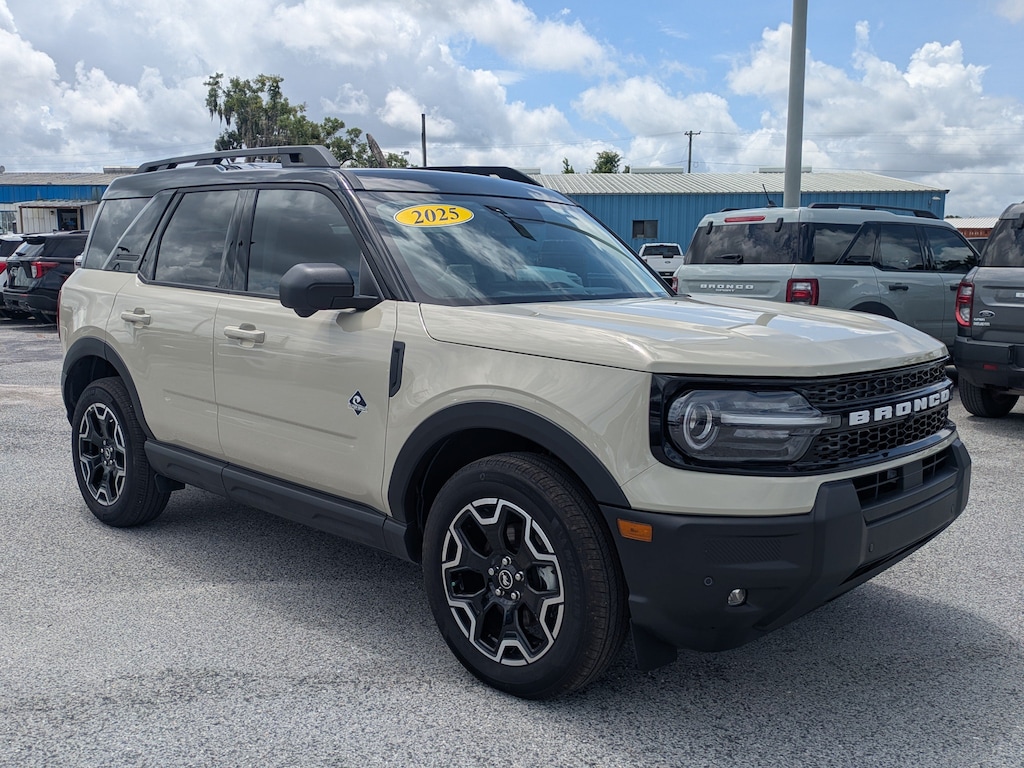 Used 2025 Ford Bronco Sport Outer Banks Outer Banks 4x4