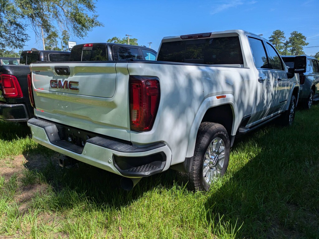 Used 2022 GMC Sierra 2500HD Denali 4WD Crew Cab 159 Denali