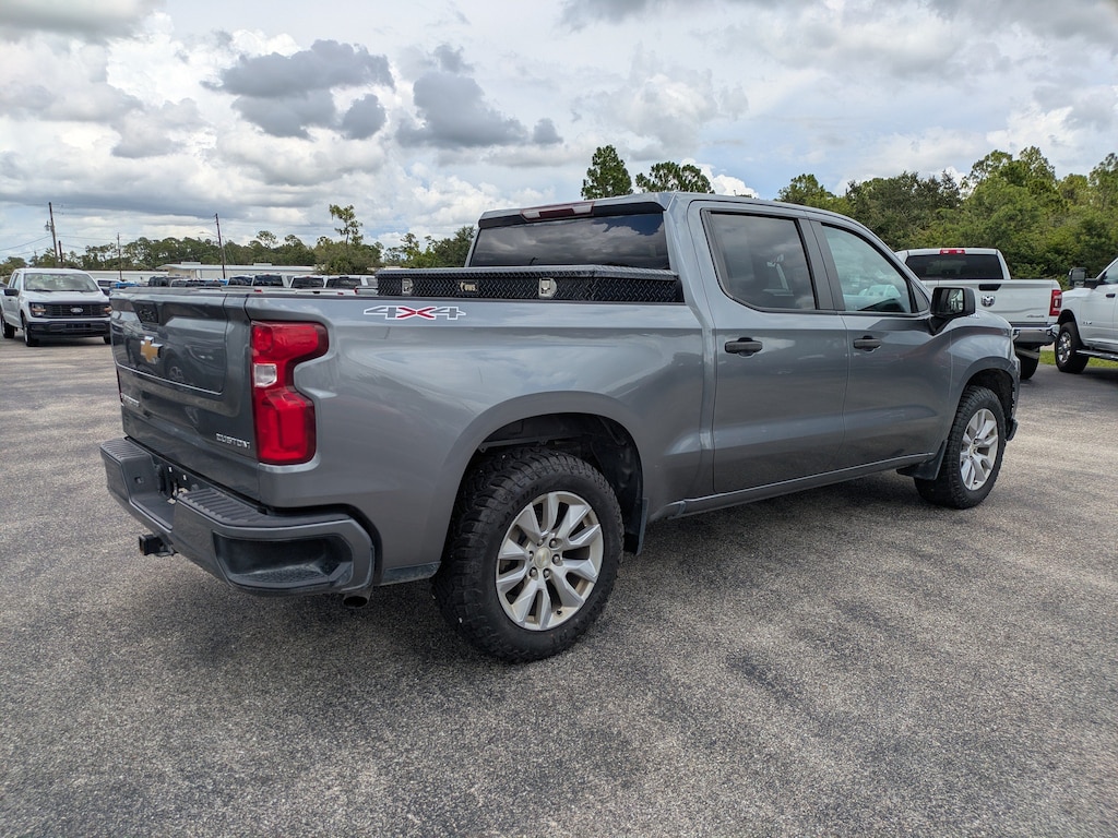 Used 2021 Chevrolet Silverado 1500 Custom 4WD Crew Cab 147 Custom