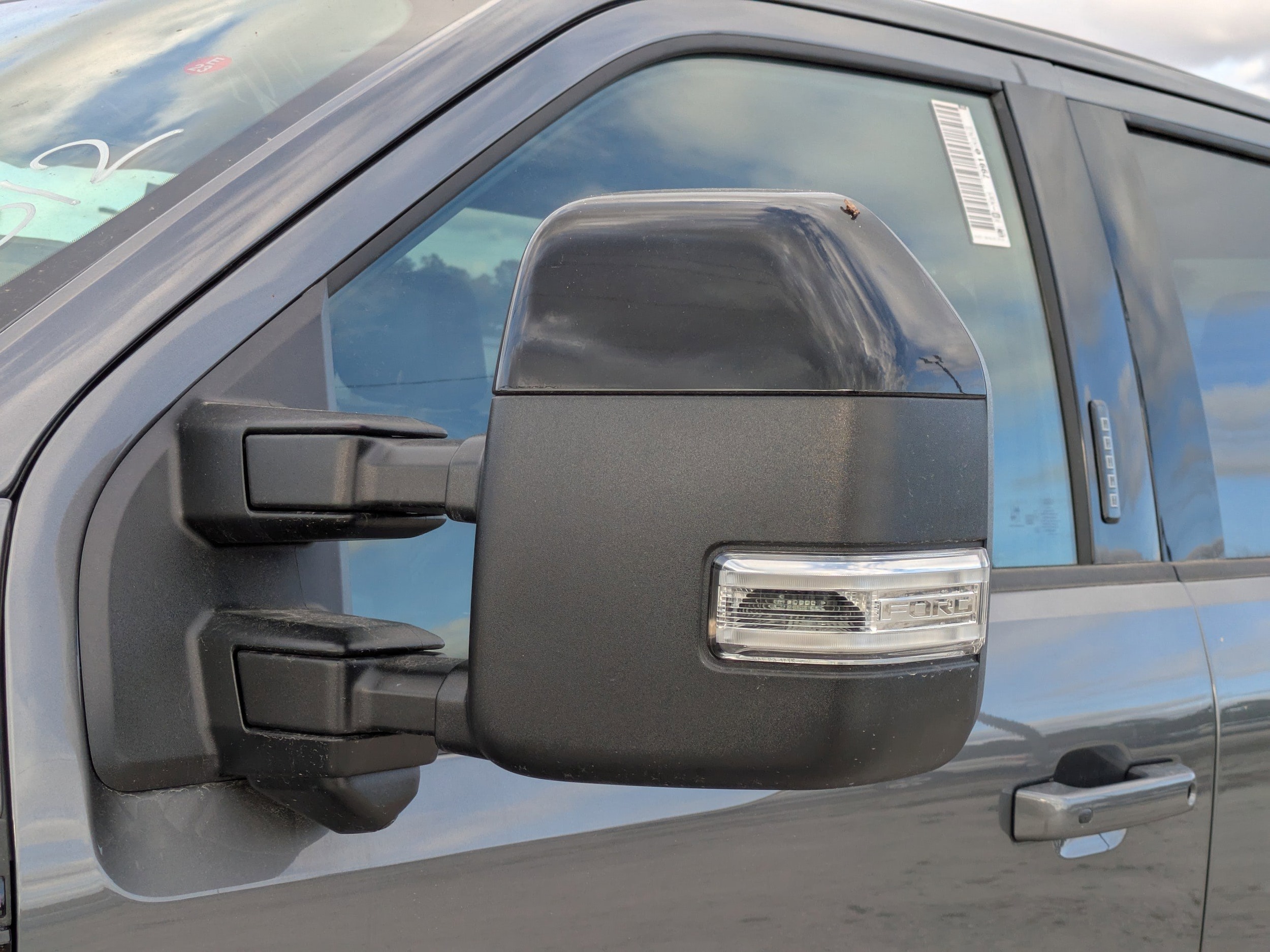 2026 Ford F-350 Super Duty Platinum - Photo 12