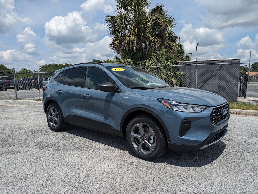 New 2025 Ford Escape ST-Line ST-Line FWD