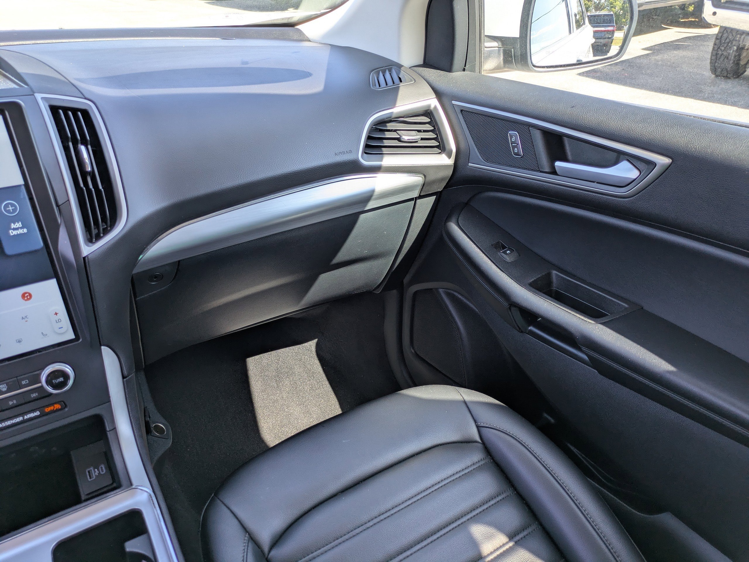 2022 Ford Edge SEL - Photo 15