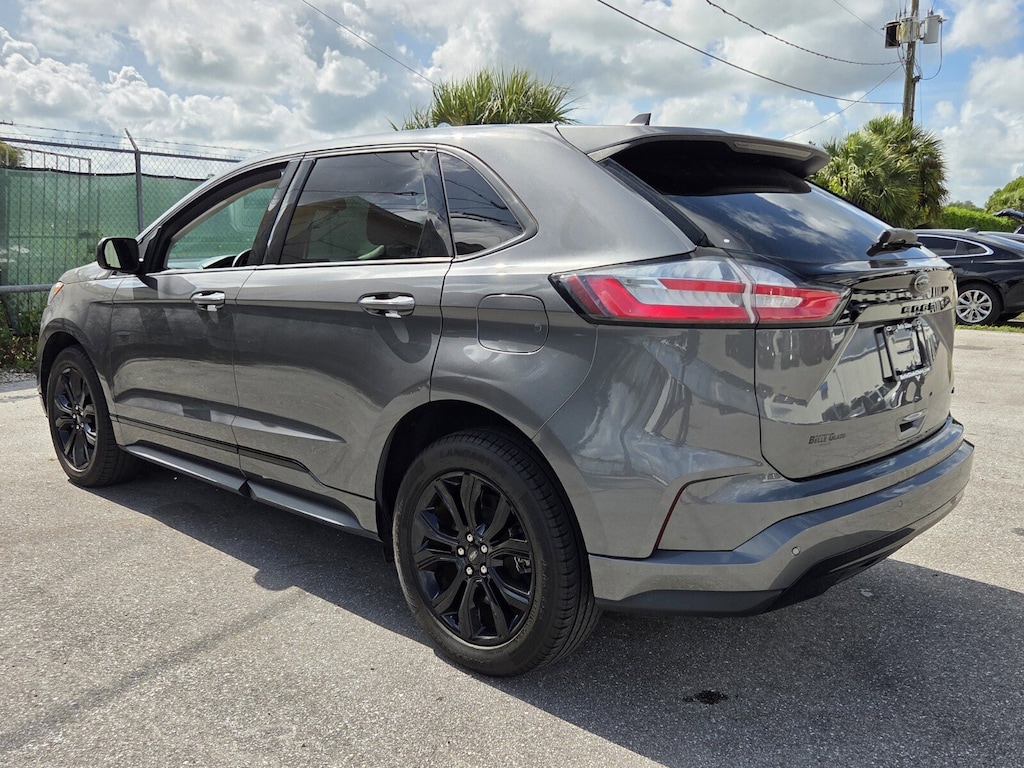Used 2022 Ford Edge SE SE AWD