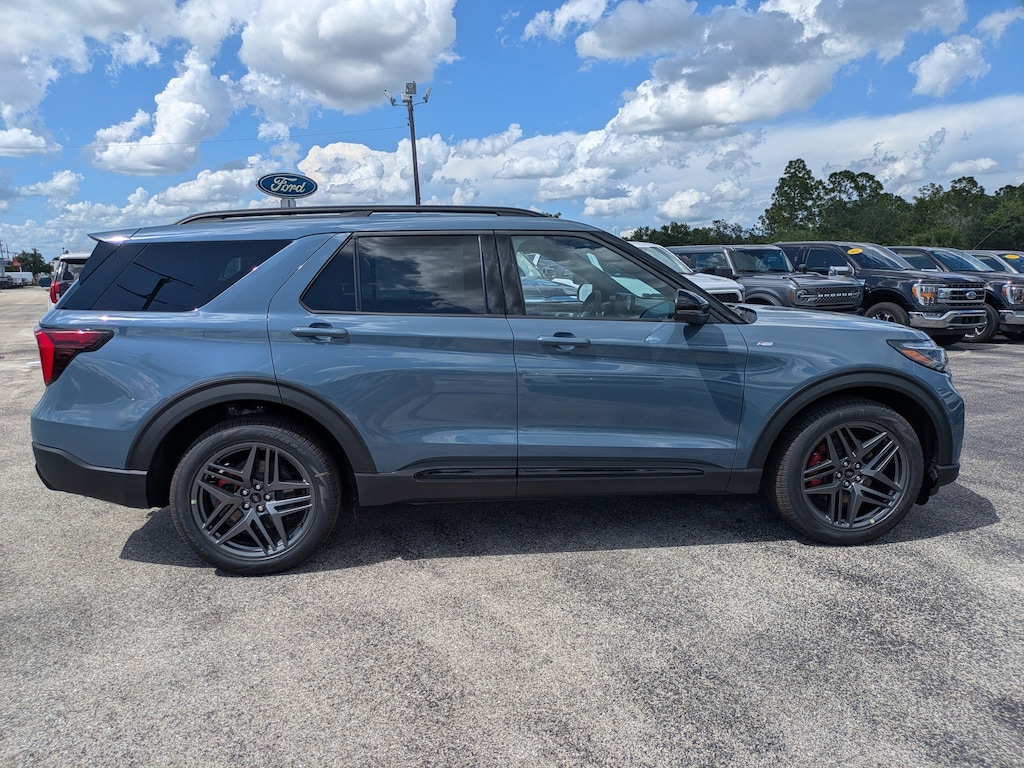 New 2026 Ford Explorer ST-Line ST-Line RWD