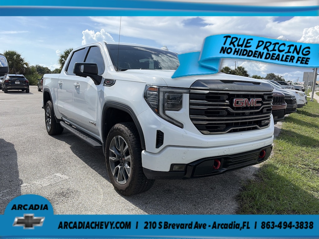 Used 2022 GMC Sierra 1500 AT4 4WD Crew Cab 147 AT4