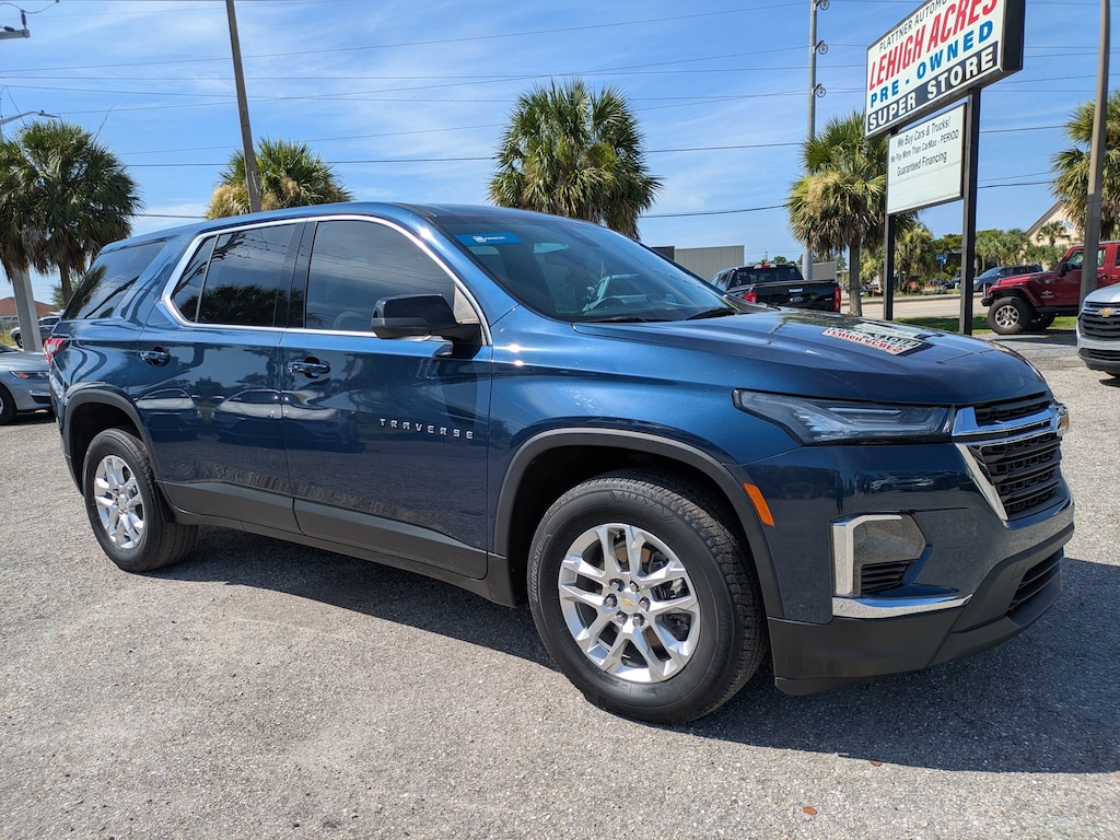 Used 2023 Chevrolet Traverse LS FWD LS w/1LS