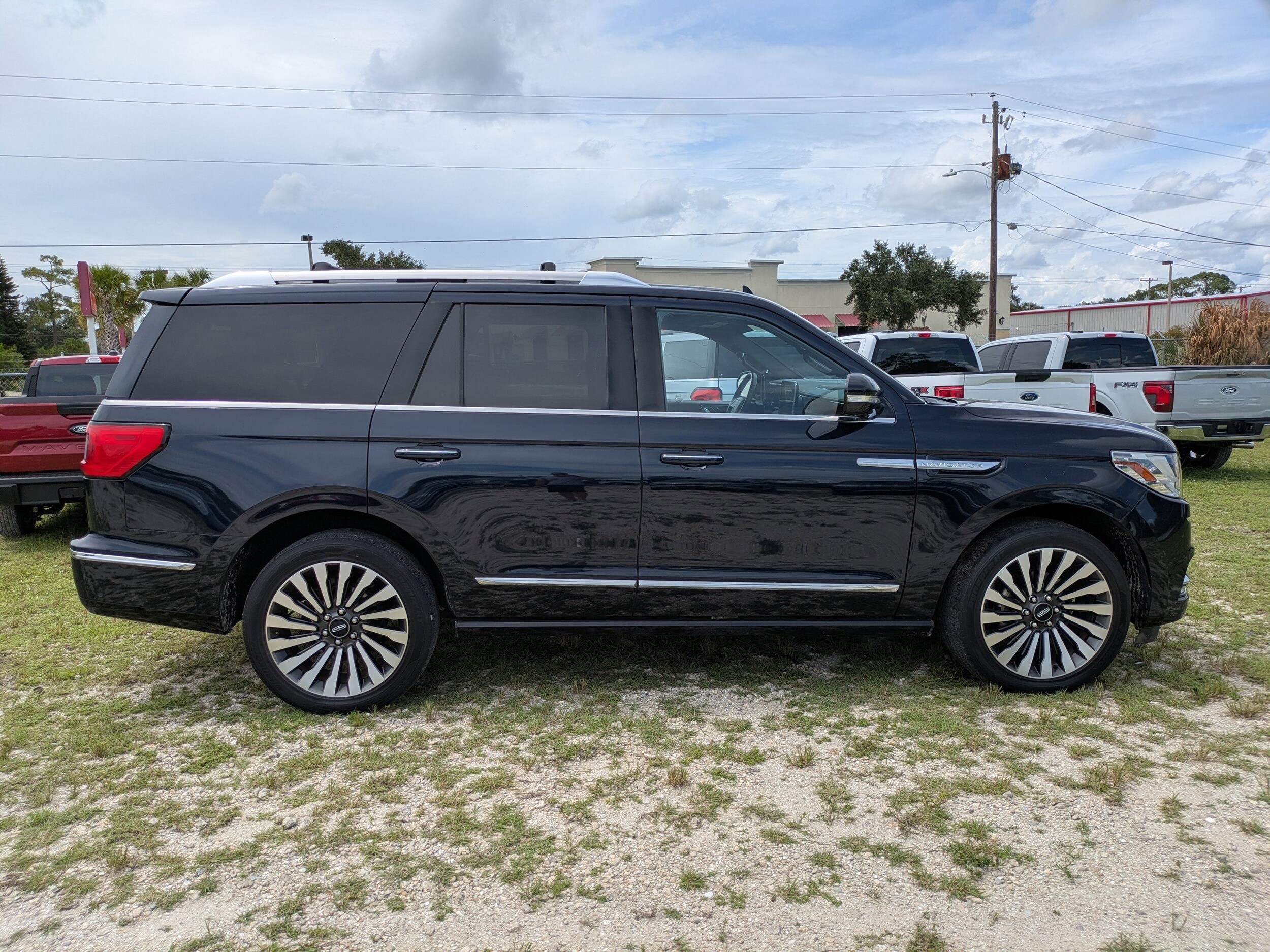 2021 Lincoln Navigator Reserve photo 3
