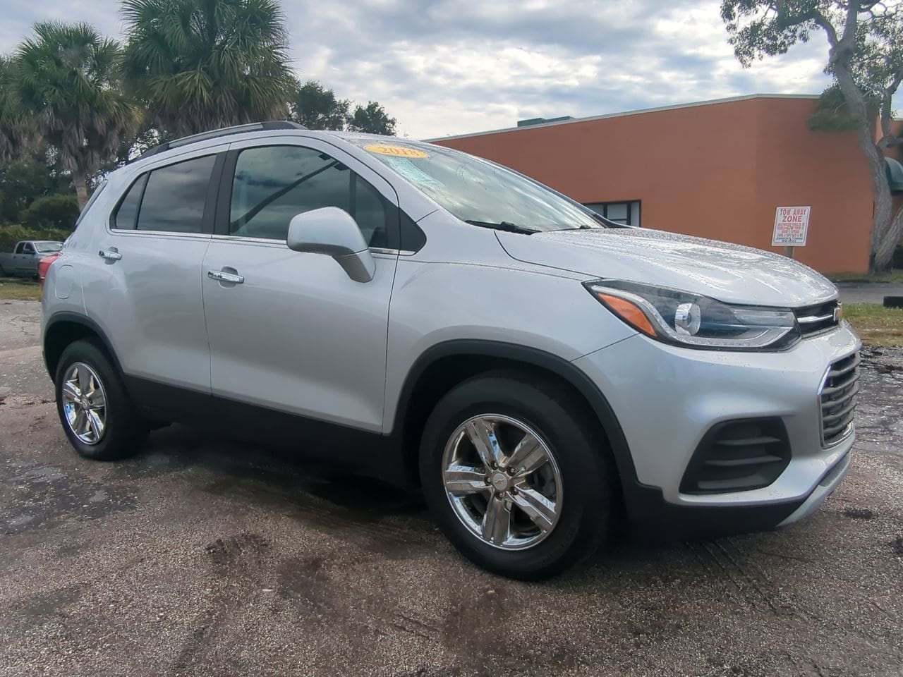 Used 2018 Chevrolet Trax LT with VIN KL7CJLSB7JB583342 for sale in Labelle, FL