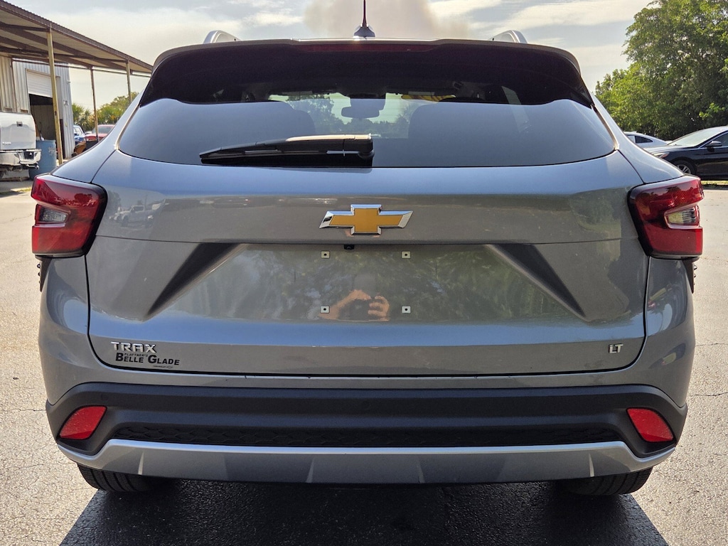 Used 2025 Chevrolet Trax LT FWD LT