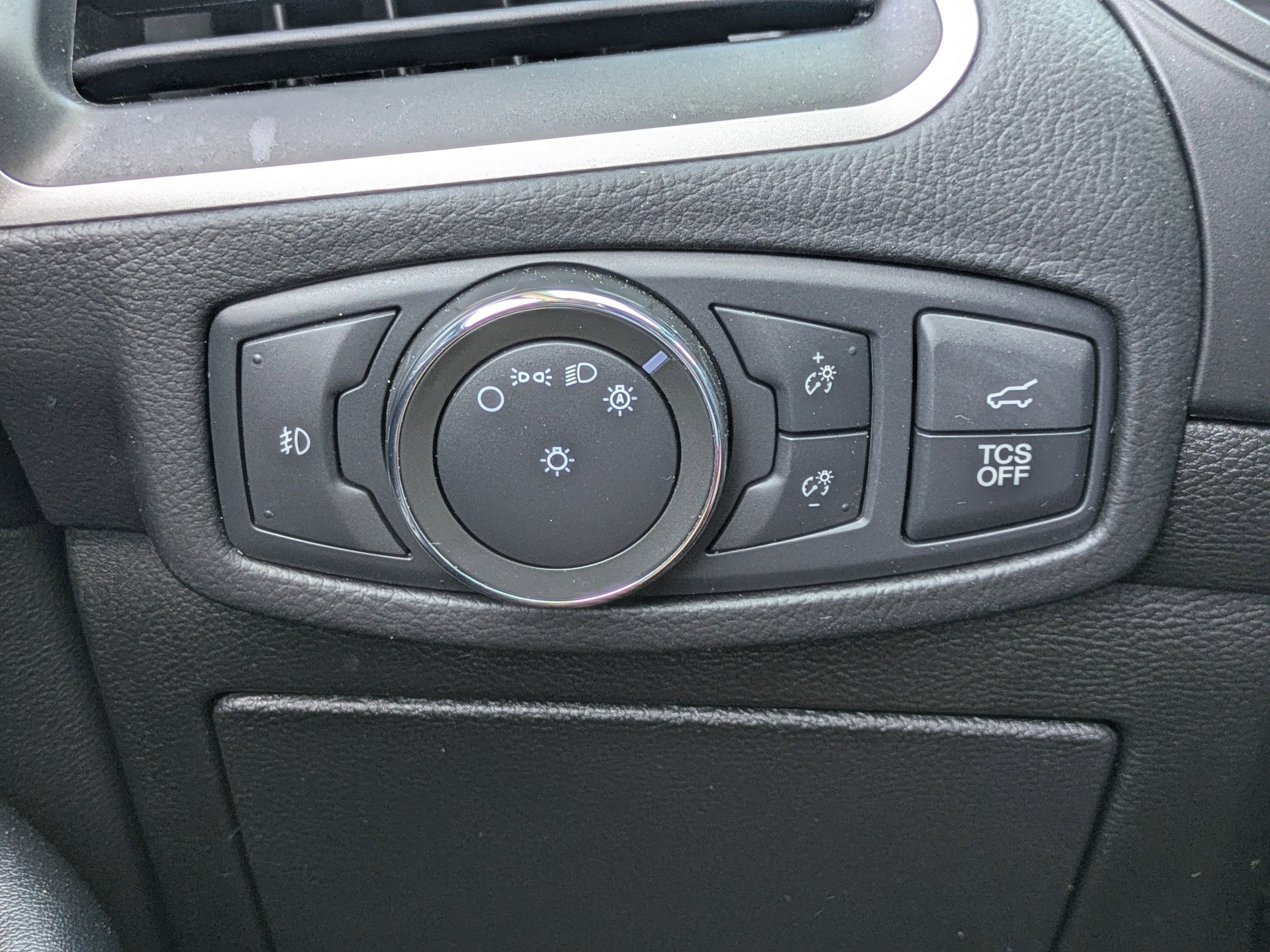 2022 Ford Edge SEL - Photo 20