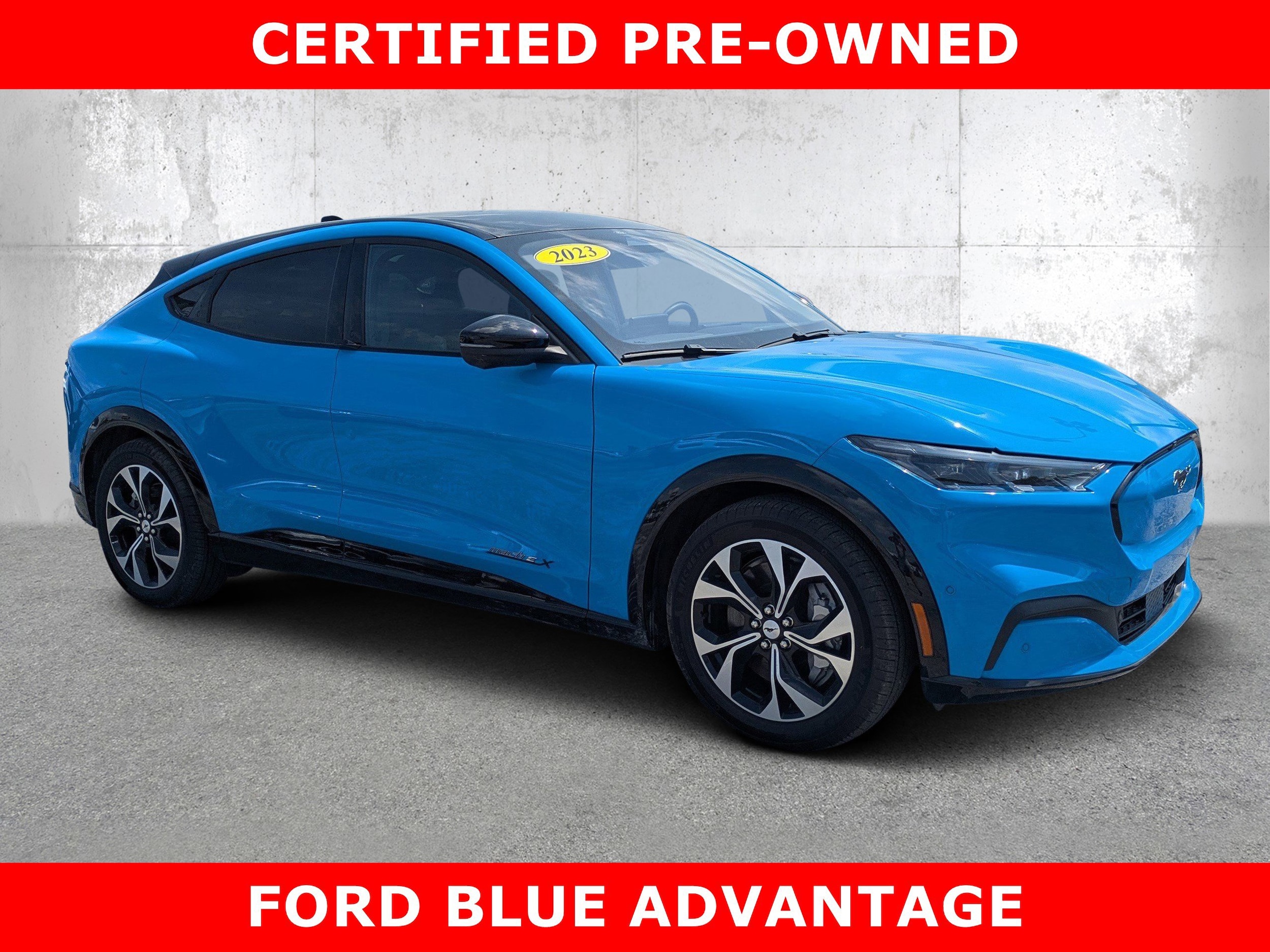 2023 Ford Mustang-Mach-e Premium's photo
