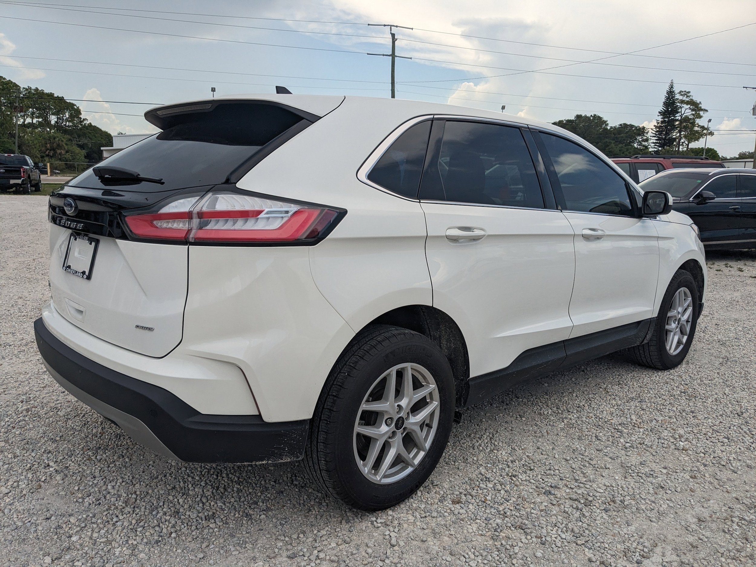 2023 Ford Edge SEL - Photo 4