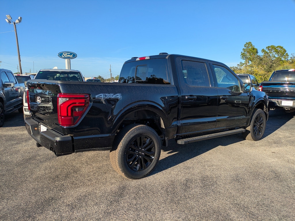 New 2025 Ford F-150 LARIAT LARIAT 4WD SuperCrew 5.5 Box