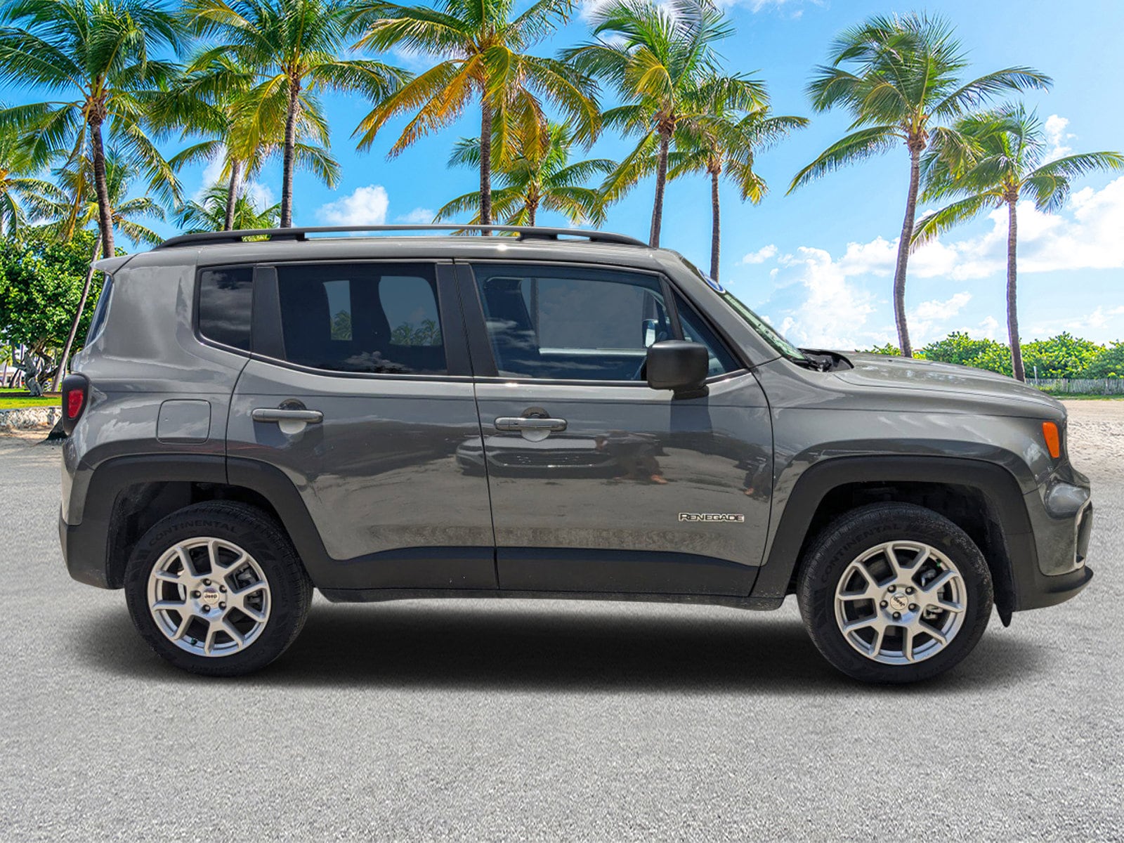 Used 2022 Jeep Renegade Latitude with VIN ZACNJDB12NPN98185 for sale in Labelle, FL