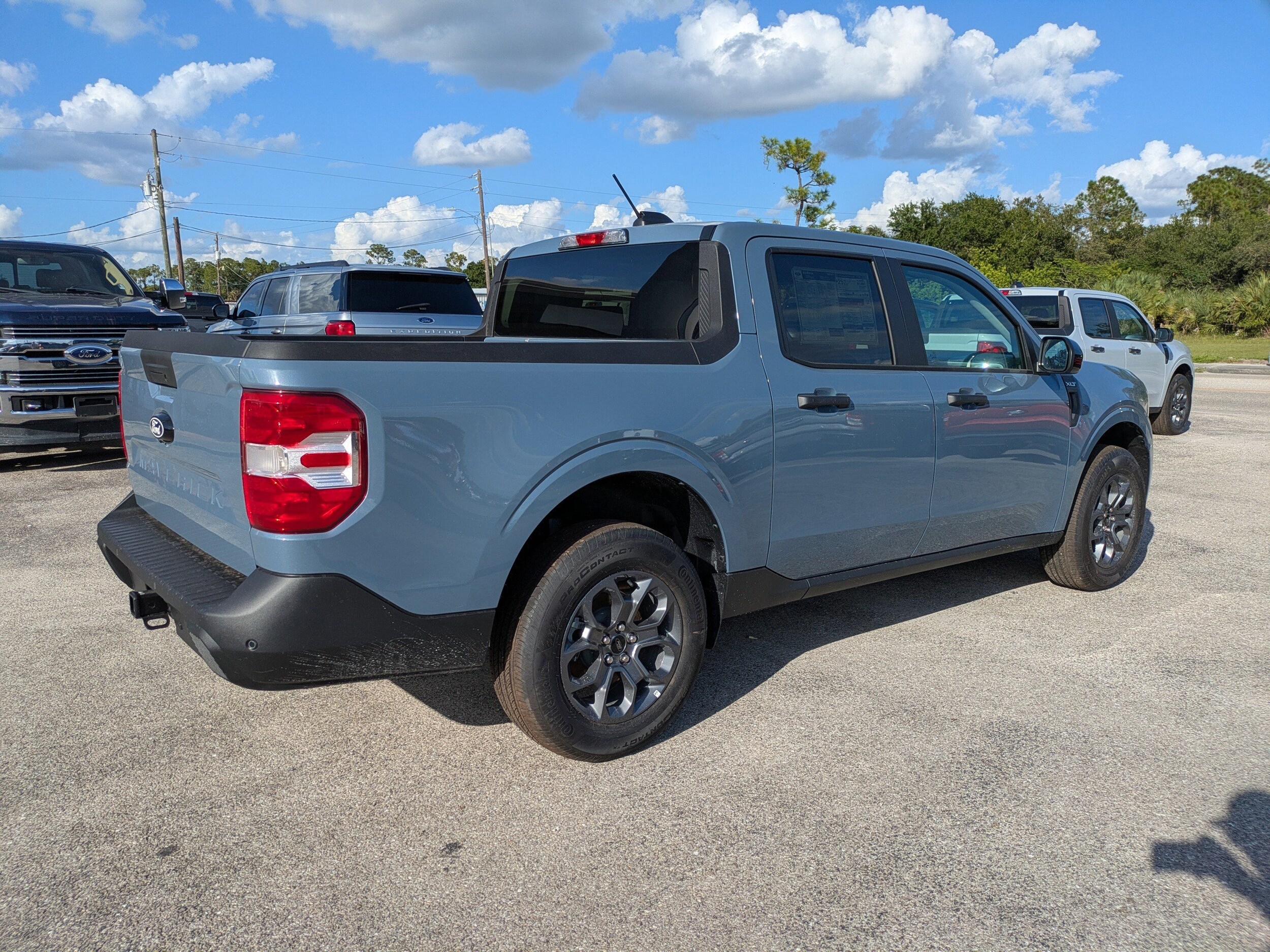 2025 Ford Maverick XLT photo 4