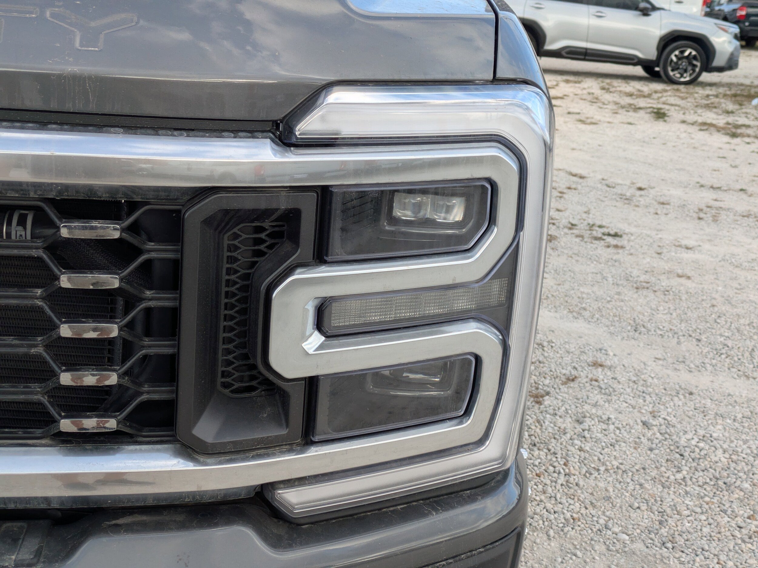 2026 Ford F-350 Super Duty Platinum - Photo 10