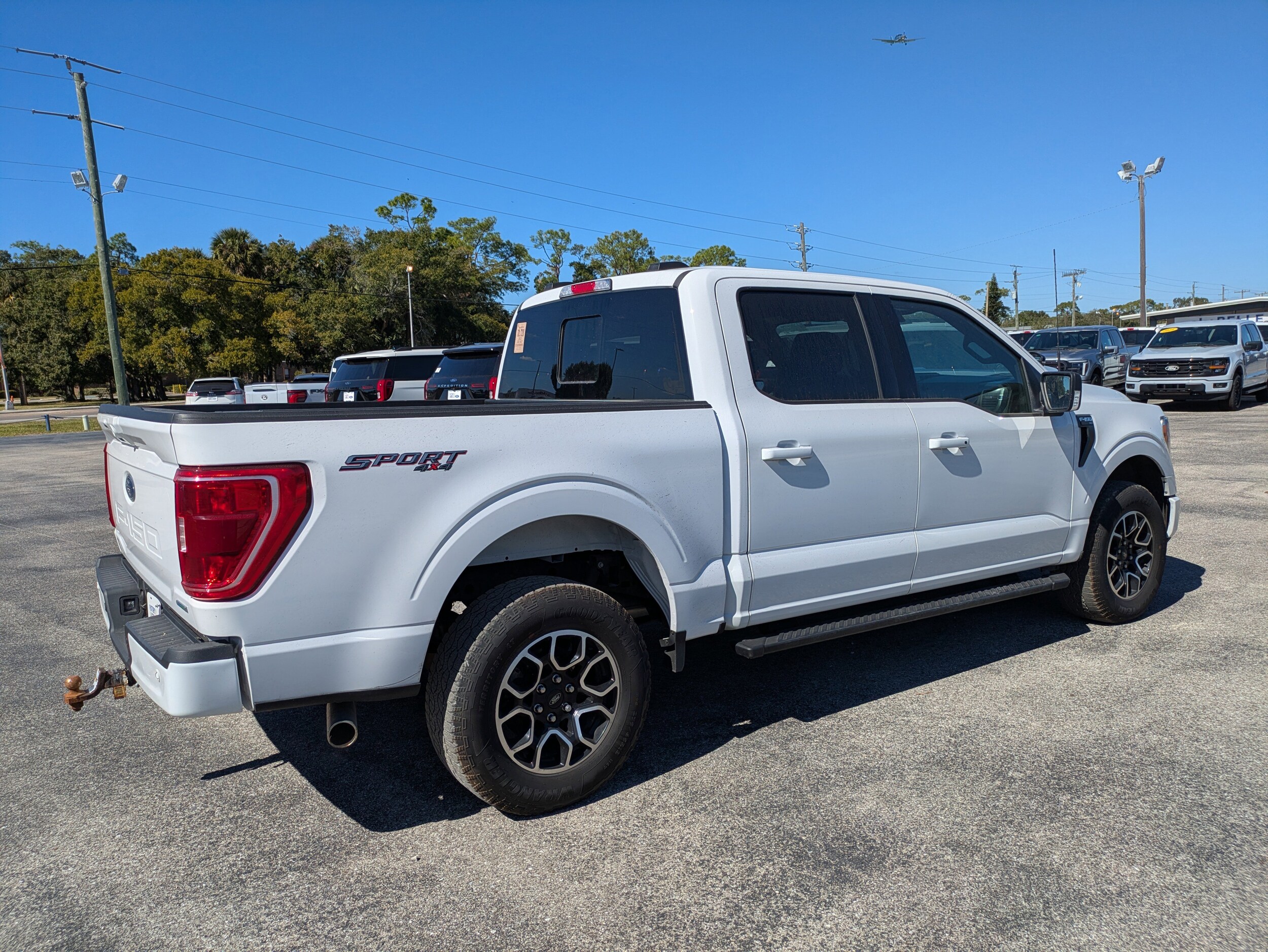 2023 Ford F-150 XLT photo 4