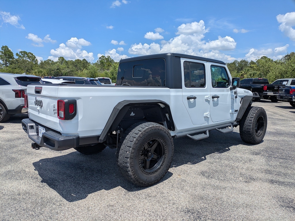 Used 2022 Jeep Gladiator Willys Willys 4x4