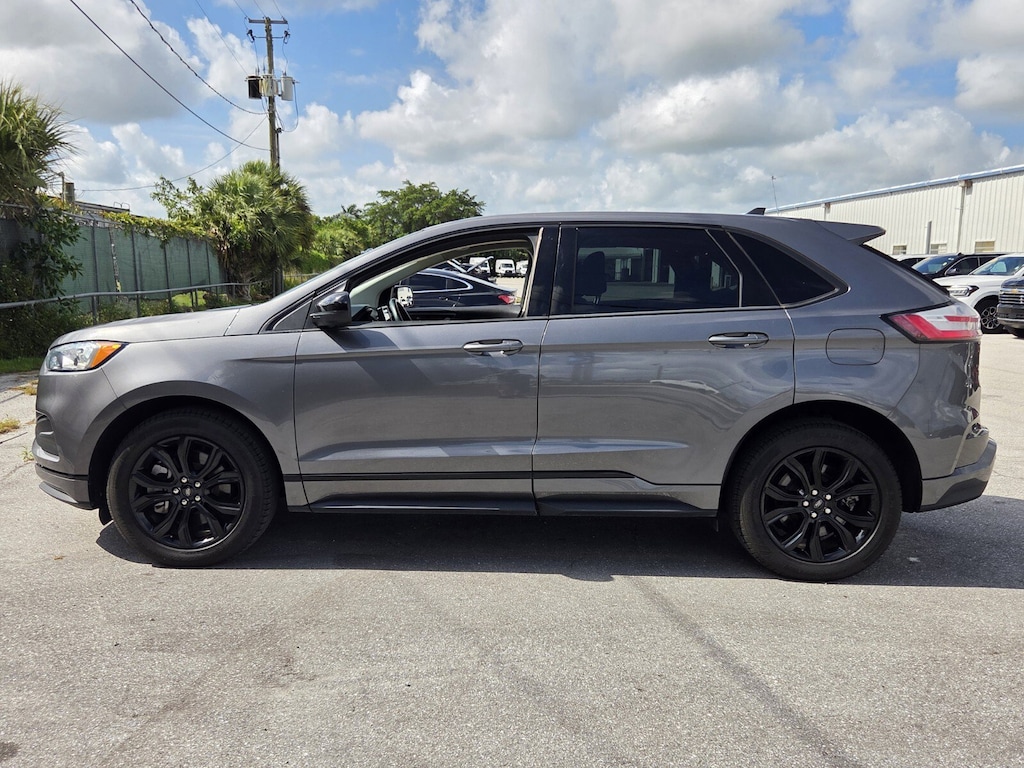 Used 2022 Ford Edge SE SE AWD