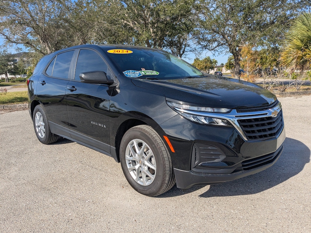 Used 2024 Chevrolet Equinox LS FWD LS w/1LS