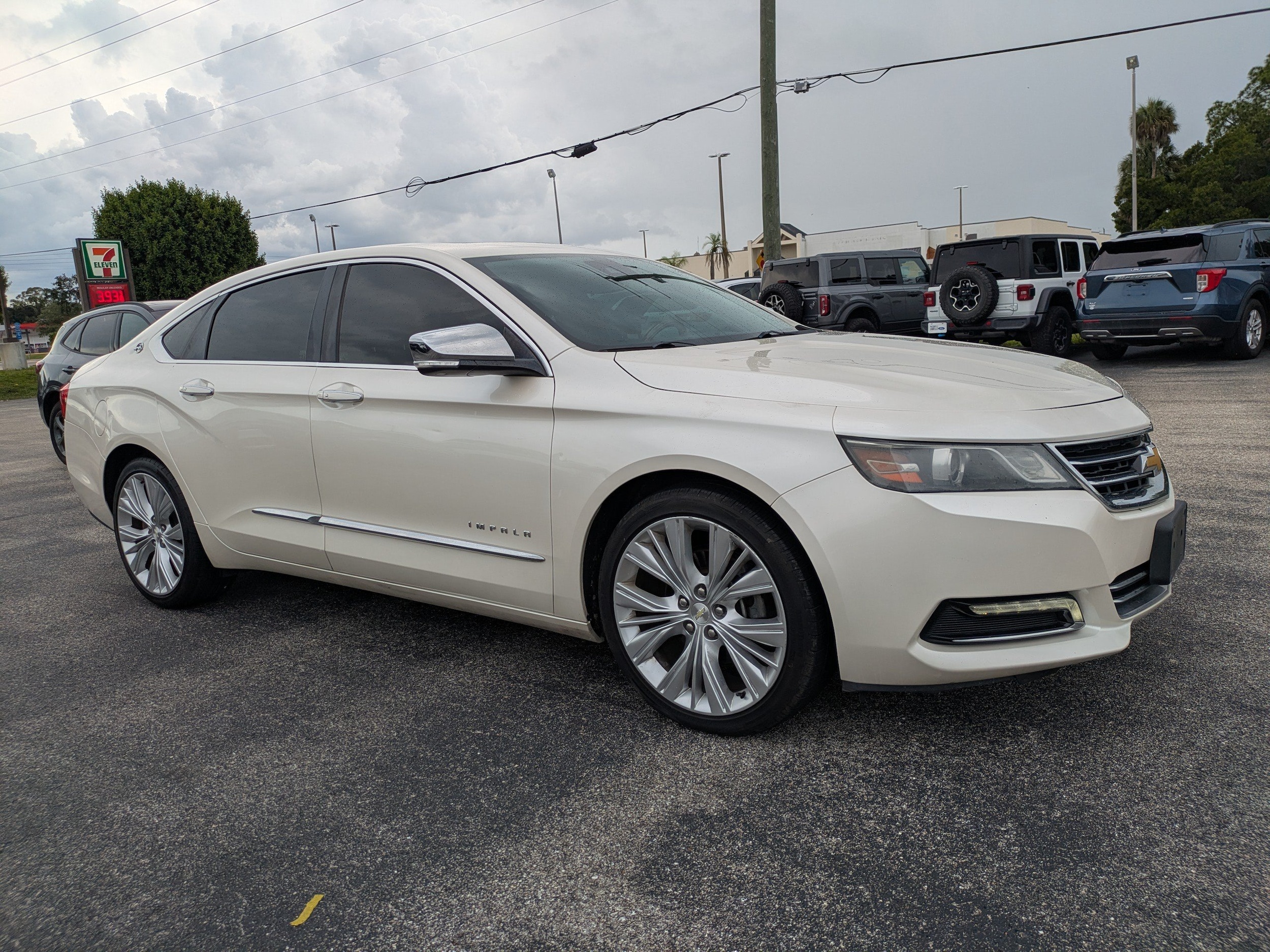 Used 2014 Chevrolet Impala 2LZ with VIN 1G1155S34EU124307 for sale in LaBelle, FL