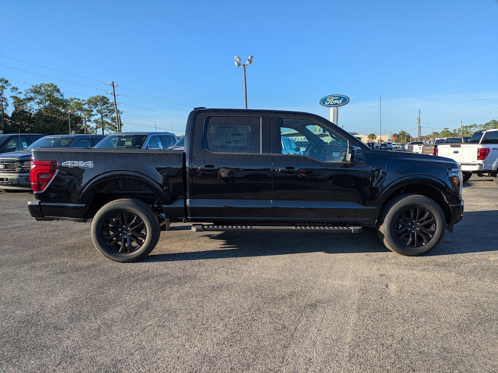New 2025 Ford F-150 LARIAT LARIAT 4WD SuperCrew 5.5 Box