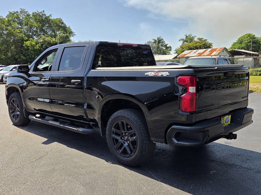 Used 2024 Chevrolet Silverado 1500 Custom 4WD Crew Cab 147 Custom