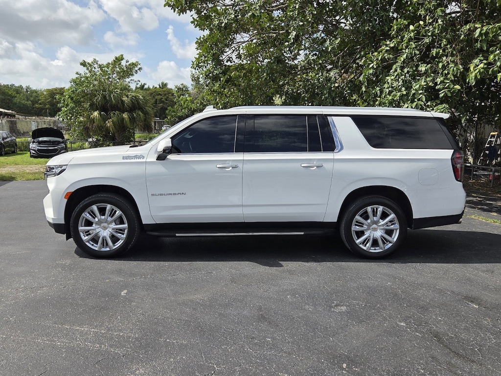 Used 2024 Chevrolet Suburban High Country 4WD High Country