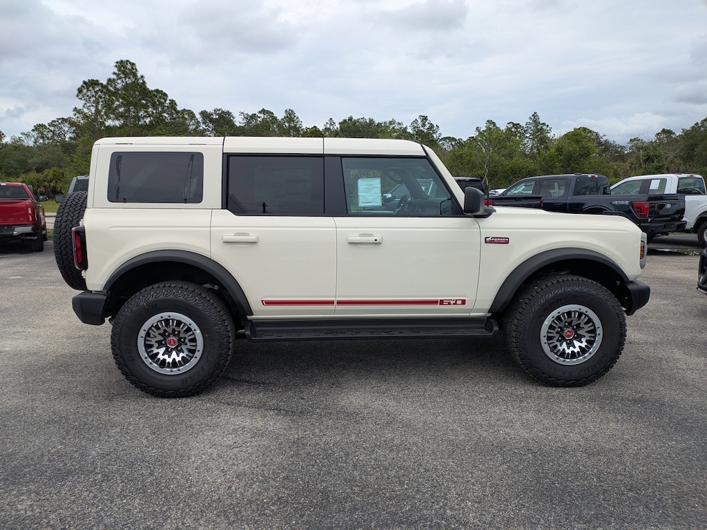 New 2026 Ford Bronco Outer Banks Outer Banks 4x4