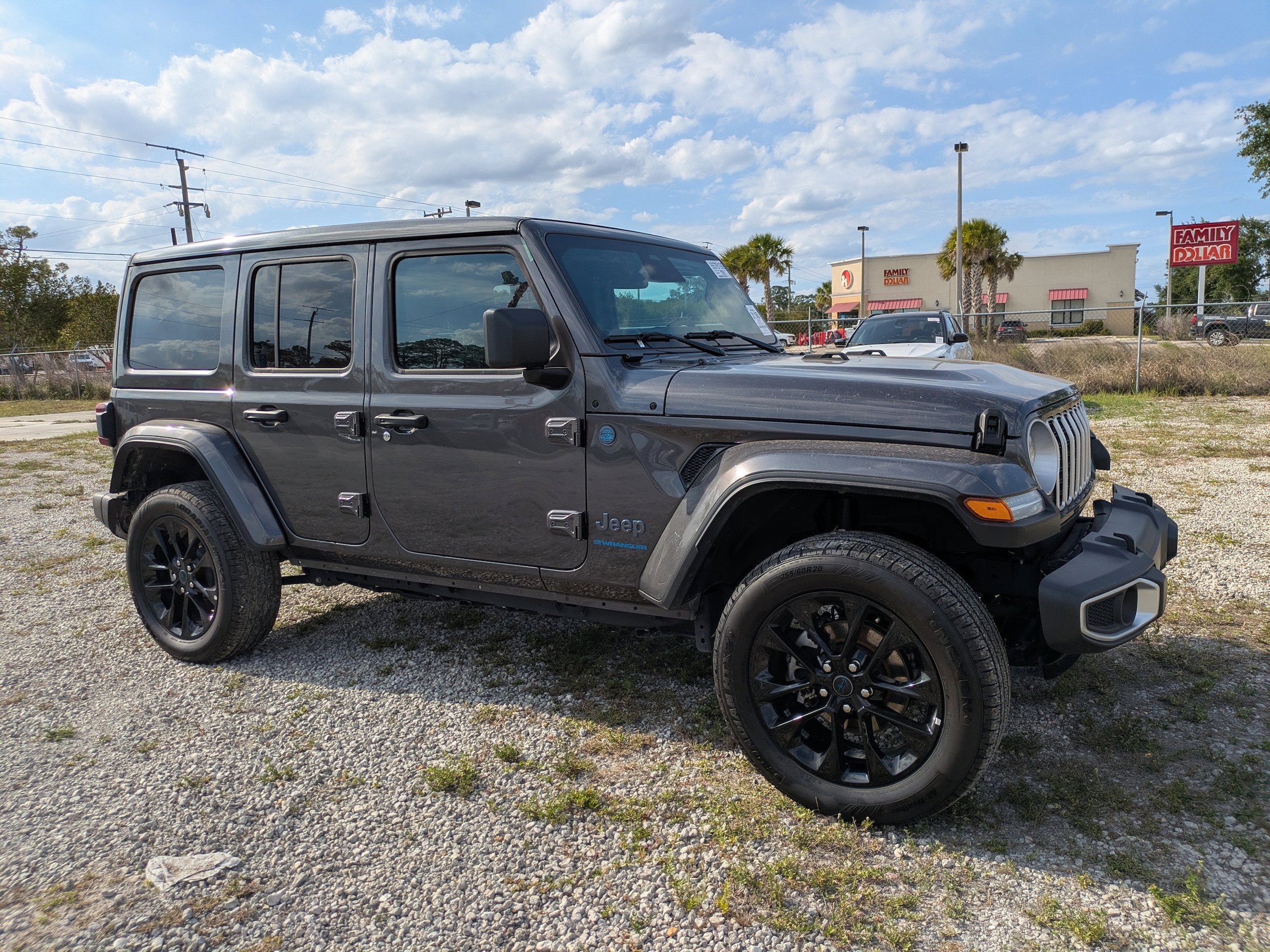 Used 2025 Jeep Wrangler 4xe Sahara 4XE with VIN 1C4RJXP67SW600344 for sale in LaBelle, FL