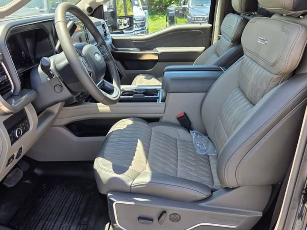 Used 2026 Ford Super Duty F-450 DRW Platinum Platinum 4WD Crew Cab 8 Box