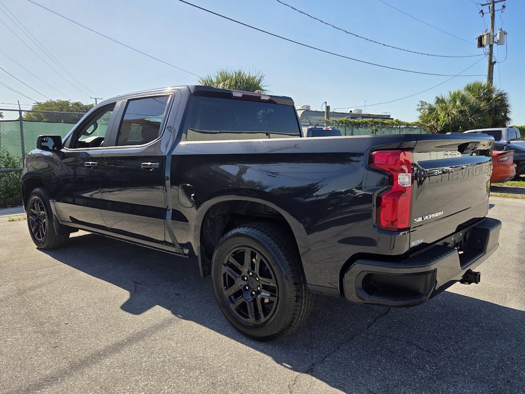 Used 2022 Chevrolet Silverado 1500 RST 2WD Crew Cab 147 RST